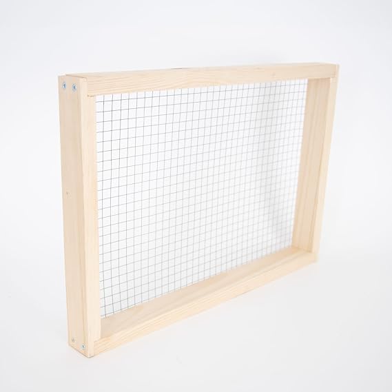 Lehman's Stoney Acres Candy Board Feeder for 8-Frame Langstroth Hive, Essential Winter Feed for Bees, Durable and Easy-to-Use, Keeps Bees Fed in Cold Months