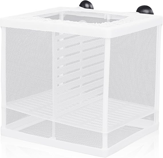 Fish Breeding Box with 4 Suckers for Newborn 16 * 14.5 * 15.5cm | Fish Tank Breeder Aquarium Breeding Box Nylon Mesh Fish Fry Hatchery Incubator for Small Fish Shrimp Betta Multi-Purpose