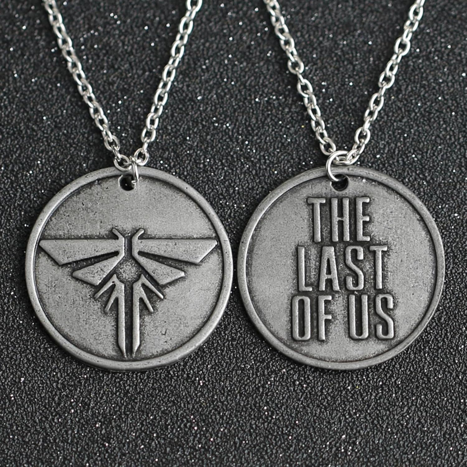 LeNing shop 2 Necklace Firefly Logo Letters Pendant Vintage Retro Hot Game Jewelry Men Women Wholesale